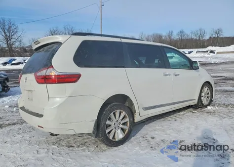 2016 Toyota Sienna Xle z USA, uszkodzony, nr VIN 5TDDK3DC9GS140119